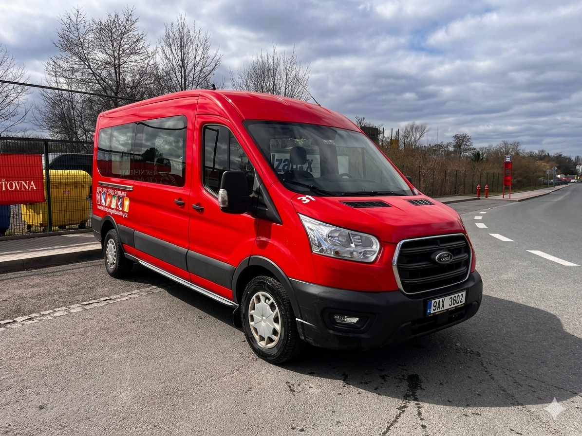 Ford Transit Mikrobus 2.0 TDCi L3H2